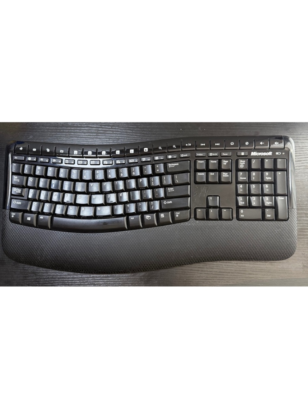 Microsoft Wireless Comfort Keyboard 5000 Ergonomic Keyboard - no dongle